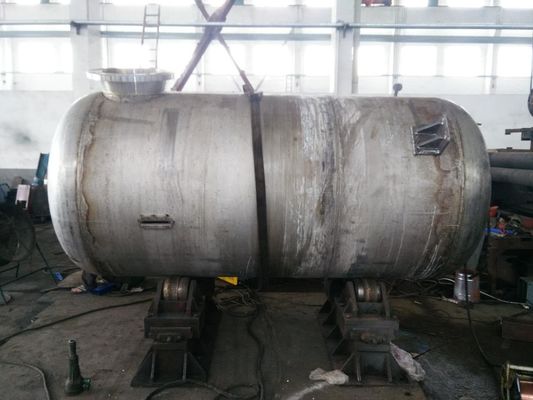 China Vertikale Art Vakuumroheisen-Druckbehälter-Behälter-Hochglanzpolitur fournisseur